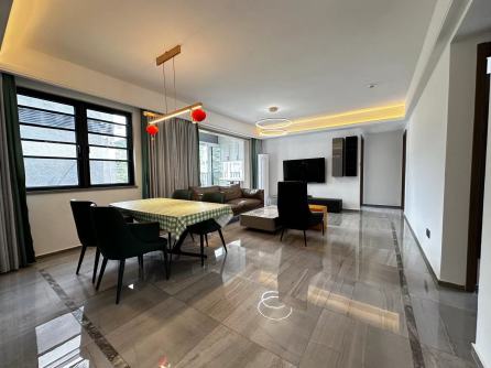 万科湖畔三期  3室2厅2卫    5000.0元/月