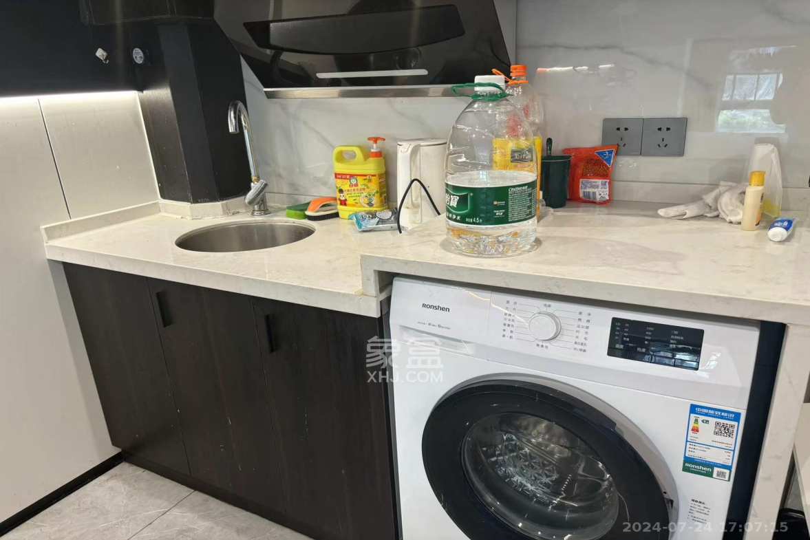 龙湖新壹城  1室1厅1卫   1600.00元/月室内图