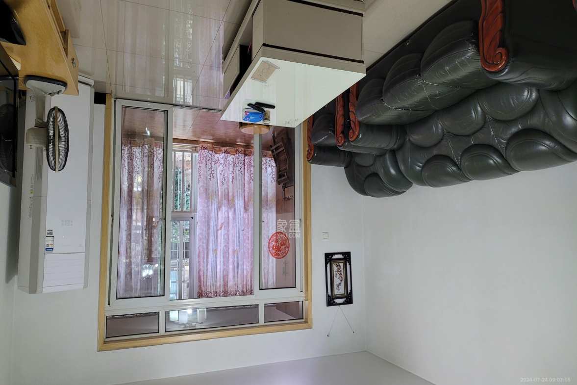 博雅湘水湾  3室2厅1卫   2100.00元/月室内图