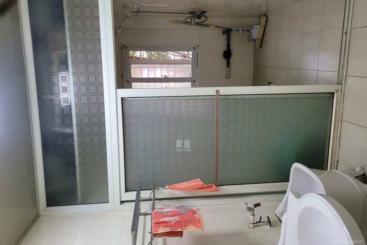 博雅湘水湾  3室2厅1卫   2100.00元/月室内图