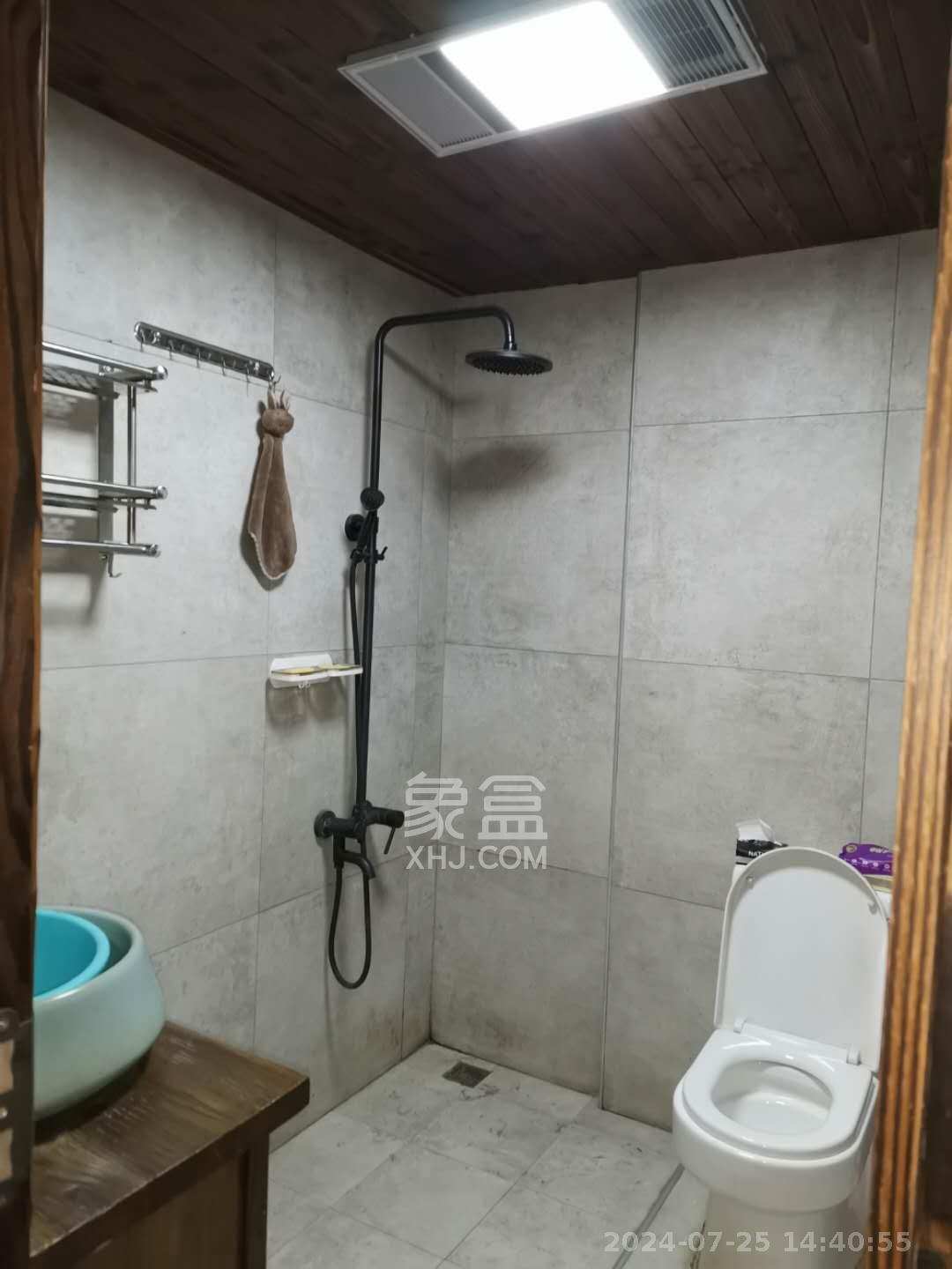 山水湾  1室1厅1卫    1300.0元/月室内图