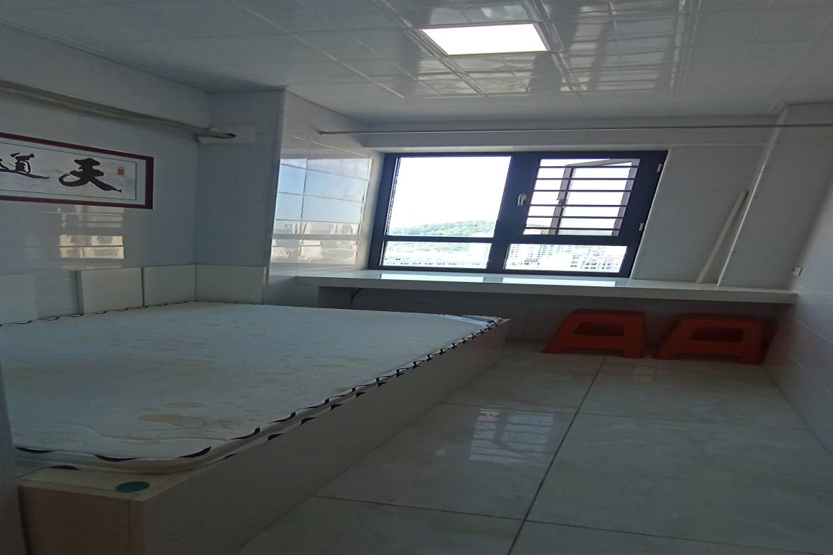 百弘学府城 1室1厅1卫 1000.0元/月 百弘学府城 1室1厅1卫 1000.0元/月室内图