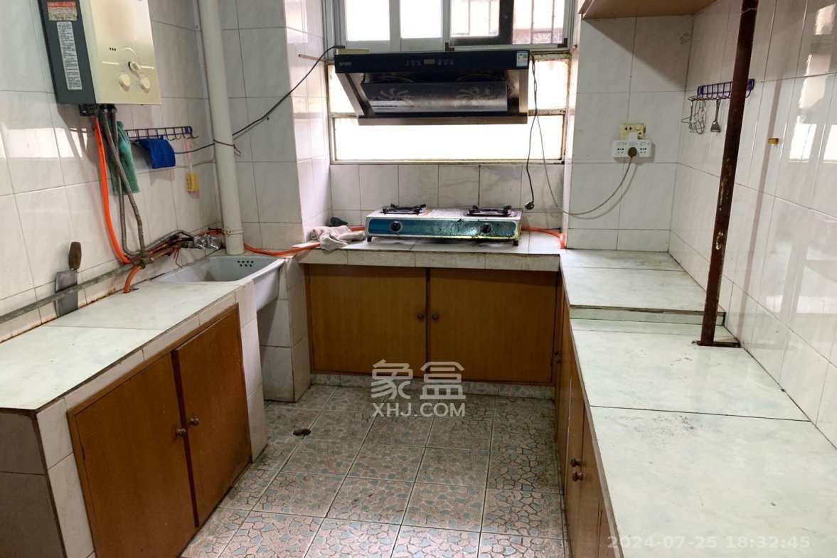 新天小区  1室0厅0卫   1800.00元/月室内图