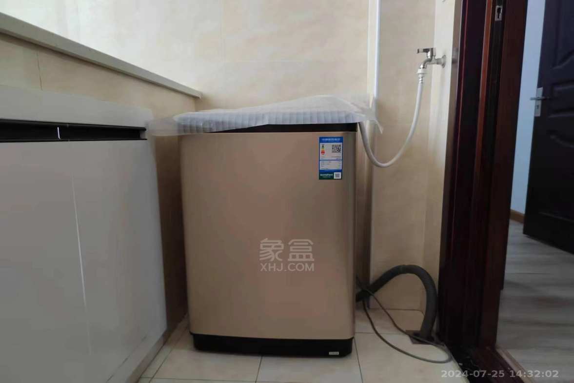 东城商业广场（东成）  1室1厅1卫    1500.0元/月室内图