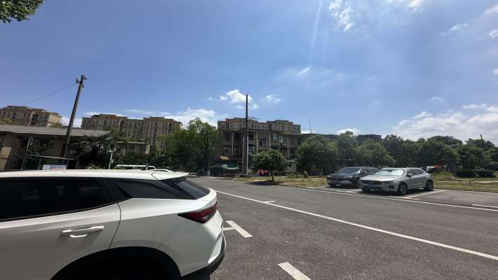 湖南工程职业技术学院南院住宅室内图1