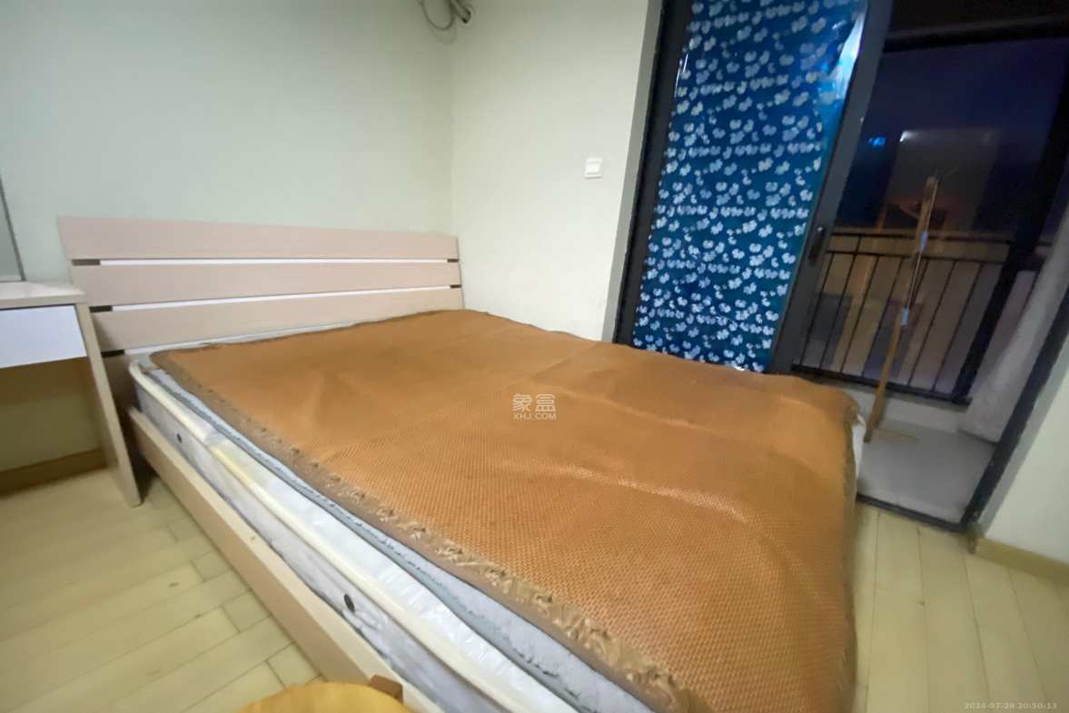 万科金域华府一期  1室1厅1卫   1500.00元/月室内图