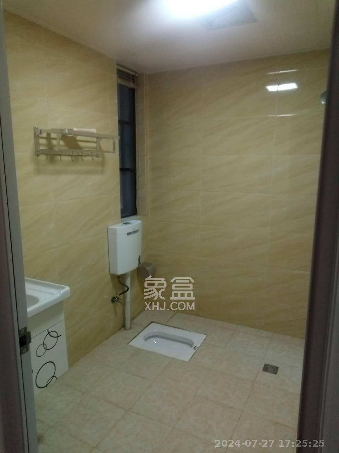旭辉御府  3室2厅2卫   2500.00元/月室内图