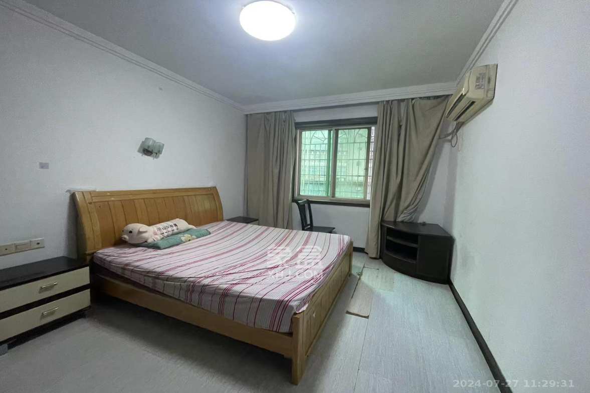 茅屋湾001栋  3室2厅1卫   1600.00元/月室内图