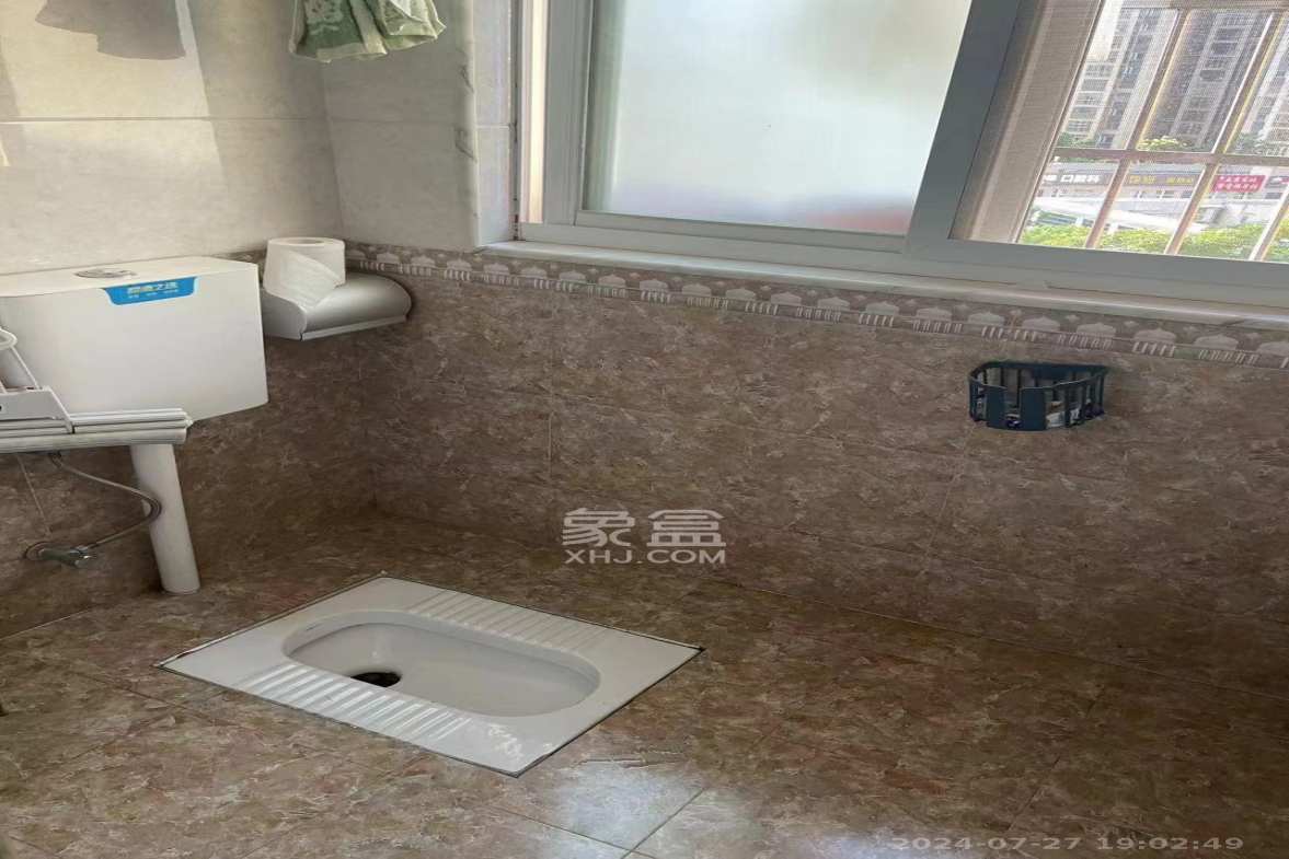 洋湖和园(福联嘉苑) 3室2厅2卫 3200.0元/月 洋湖和园(福联嘉苑) 3室2厅2卫 3200.0元/月室内图