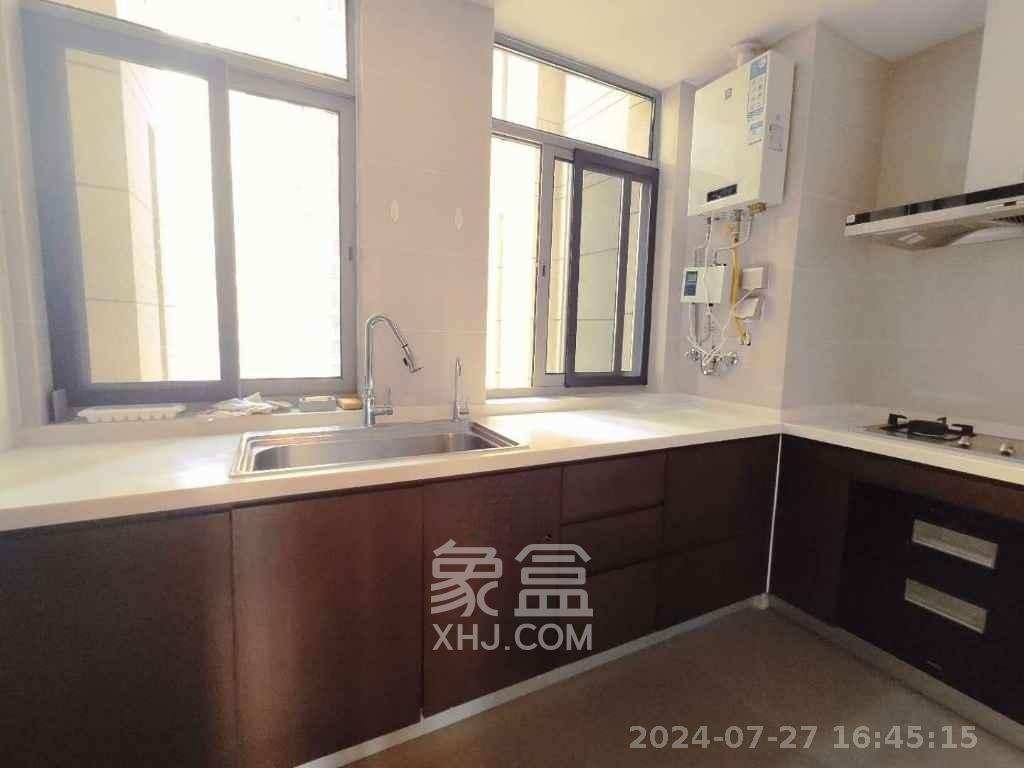 梅溪湖金茂府（金茂广场）（金茂览秀城）  4室2厅2卫   6500.00元/月室内图