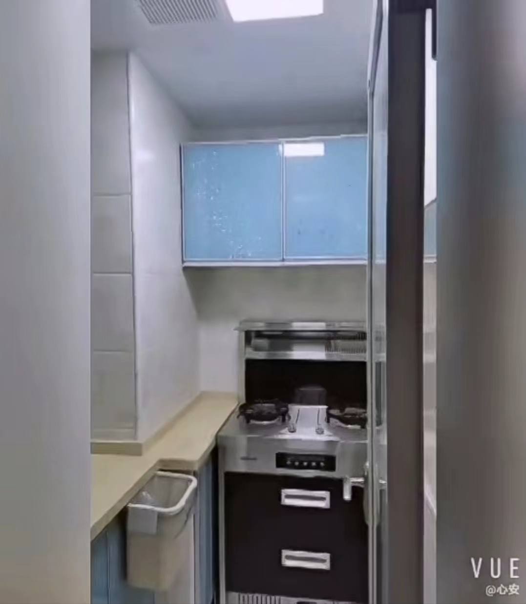 盛世时代广场  1室1厅1卫    1250.0元/月室内图