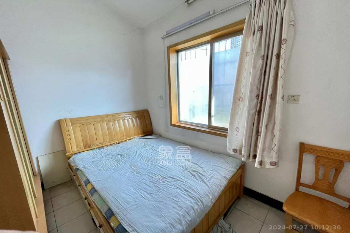 德政园 2室2厅1卫 1400.0元/月 德政园 2室2厅1卫 1400.0元/月室内图