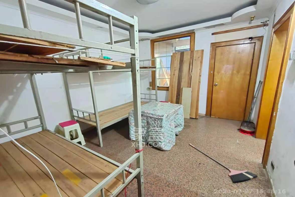 向韶村  3室1厅1卫   2300.00元/月室内图