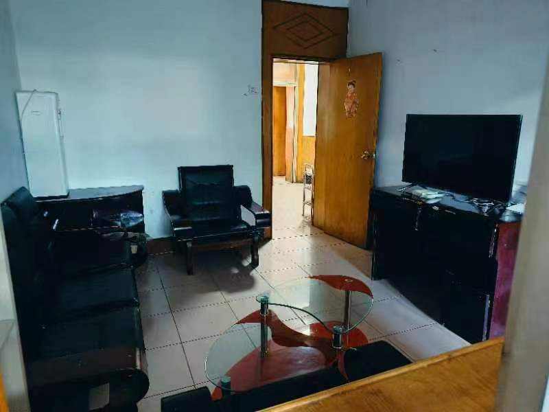 五义苑(人文师范学院家属楼内) 2室1厅1卫 800.0元/月 五义苑(人文师范学院家属楼内) 2室1厅1卫 800.0元/月室内图