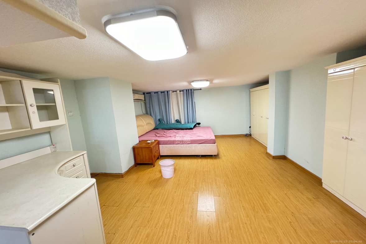 QQ生活馆  1室1厅1卫   2500.00元/月室内图