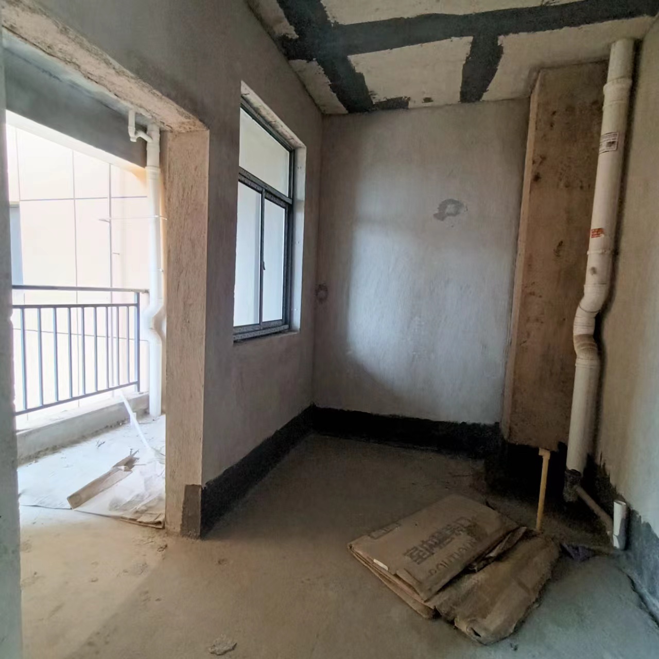 东山领秀  0室0厅0卫    76.8万