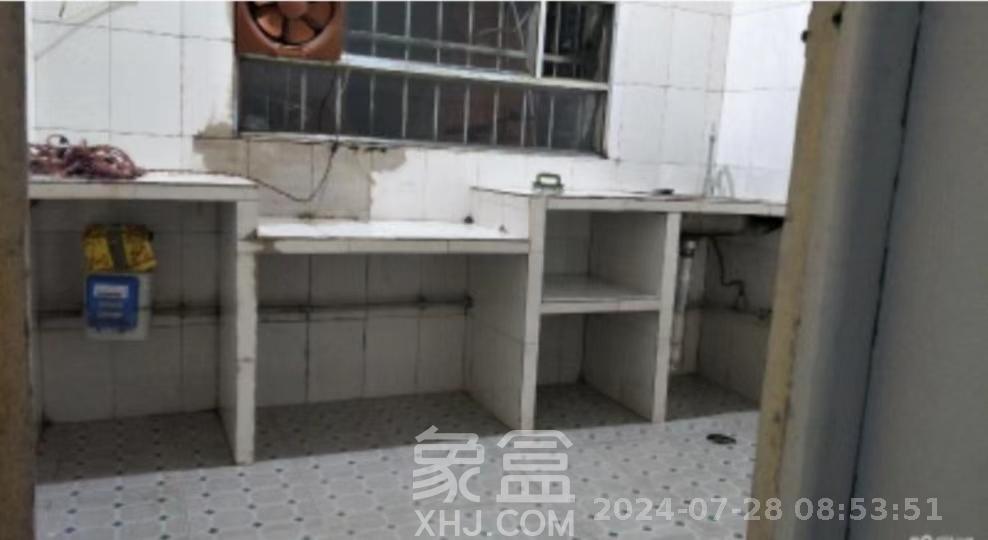 红星安置小区   100.0㎡      4200.0元/月室内图