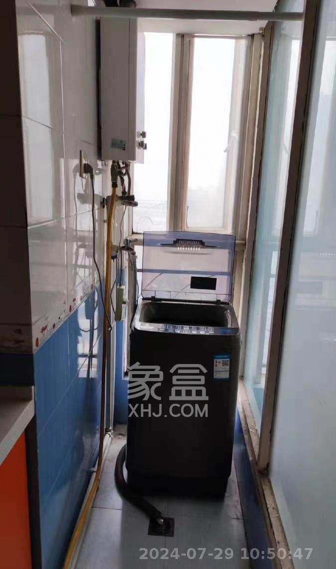 时代先锋  1室1厅1卫   1400.00元/月室内图