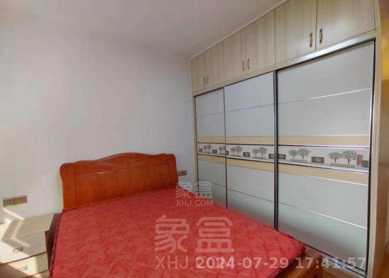 春藤小镇  3室2厅2卫   2100.00元/月室内图