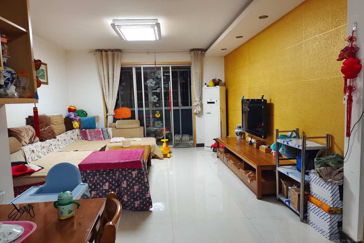 鄱阳小区  3室2厅1卫   2000.00元/月室内图1