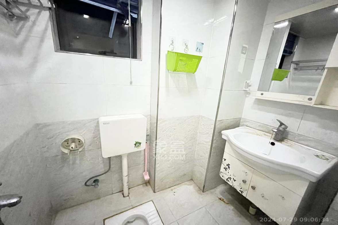 保利麓谷林语I区  1室1厅1卫    1100.0元/月室内图