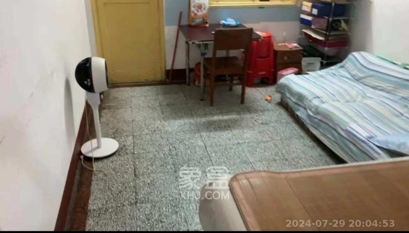 红旗社区  2室1厅1卫   1500.00元/月室内图