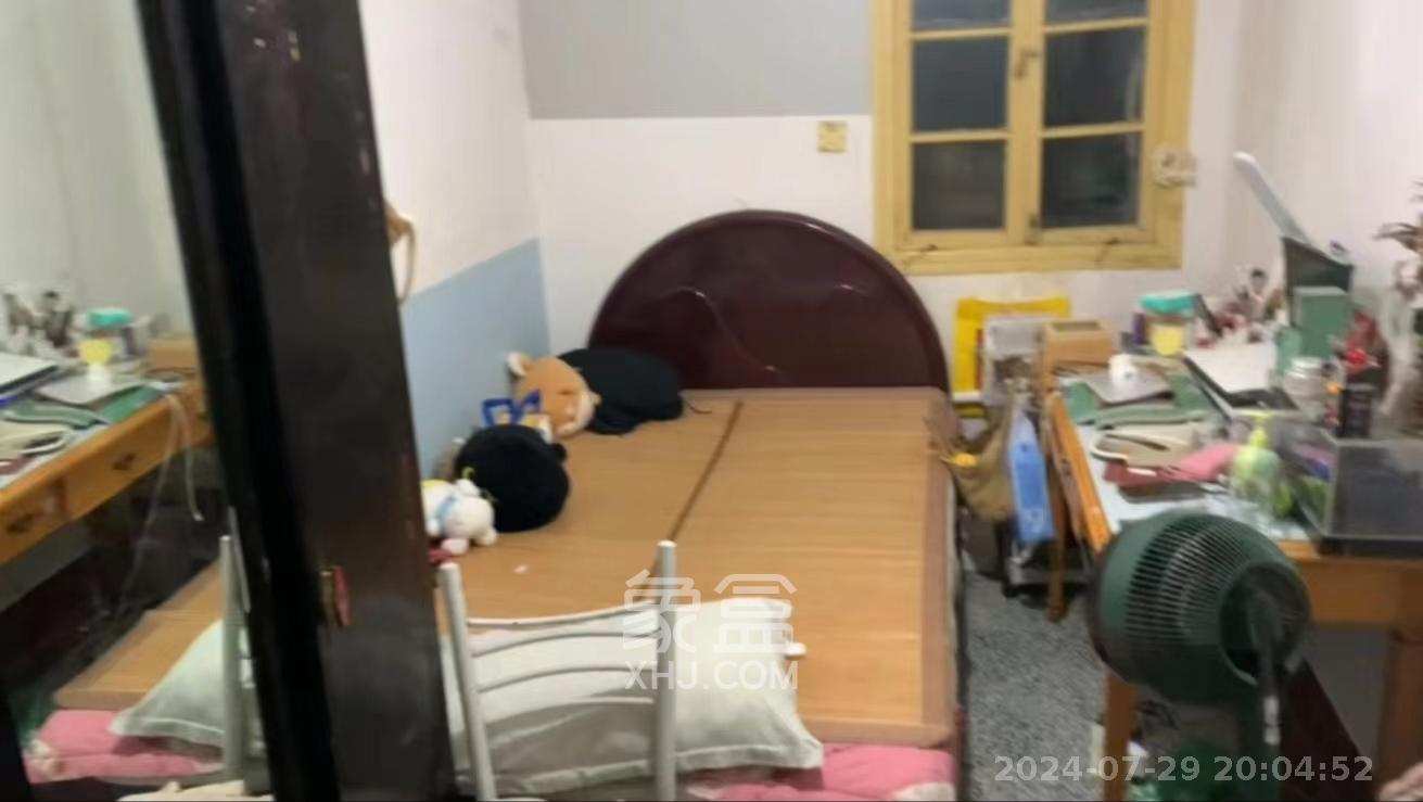 红旗社区  2室1厅1卫   1500.00元/月室内图
