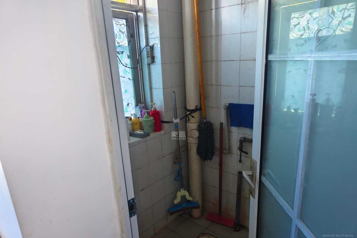 长沙县政府宿舍(星邻南苑) 3室2厅1卫 1200.0元/月 长沙县政府宿舍(星邻南苑) 3室2厅1卫 1200.0元/月室内图