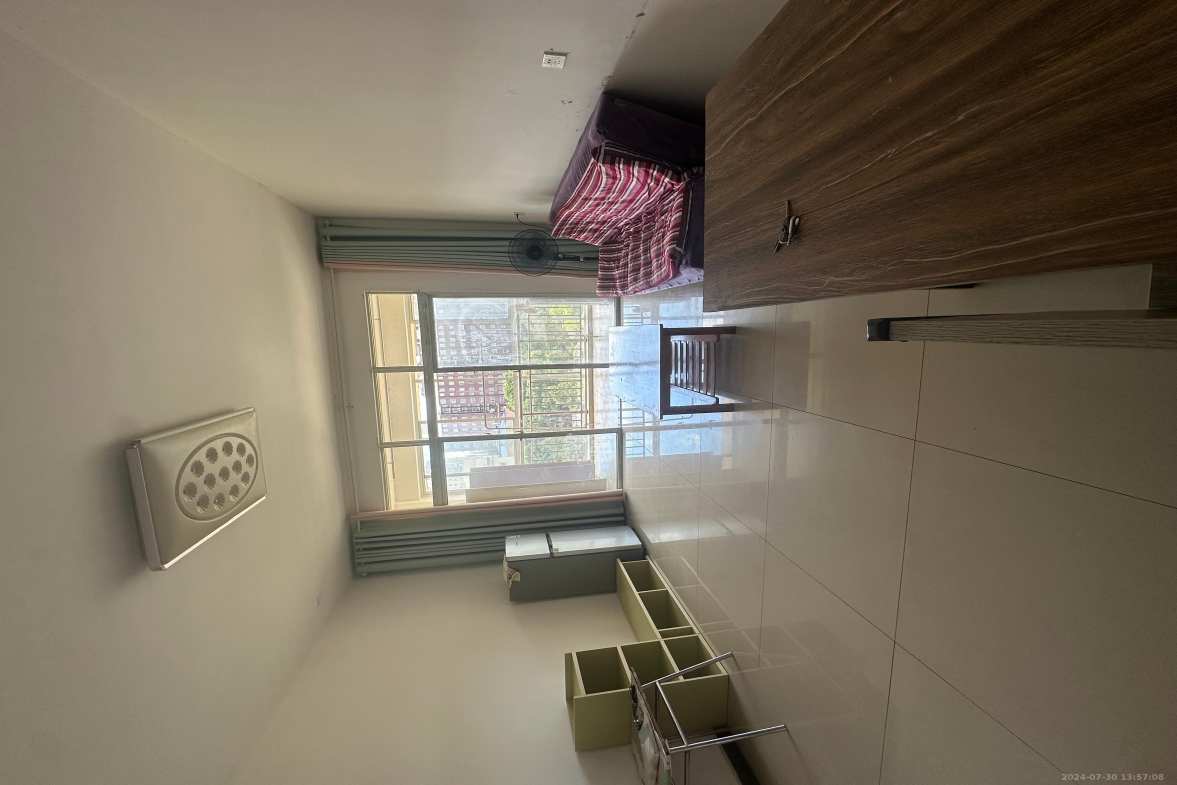 鄱阳小区 1室2厅1卫 1500.0元/月 鄱阳小区 1室2厅1卫 1500.0元/月室内图