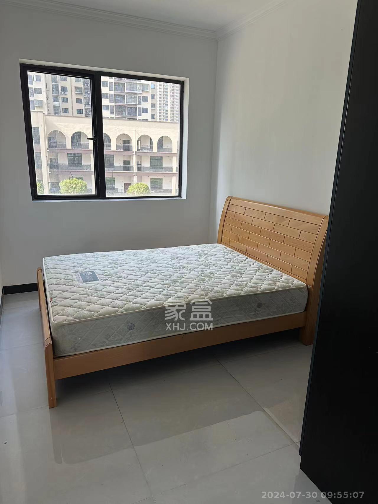 长郡旁牛津街（瑞凯滨江雅苑）  3室2厅2卫    2000.0元/月