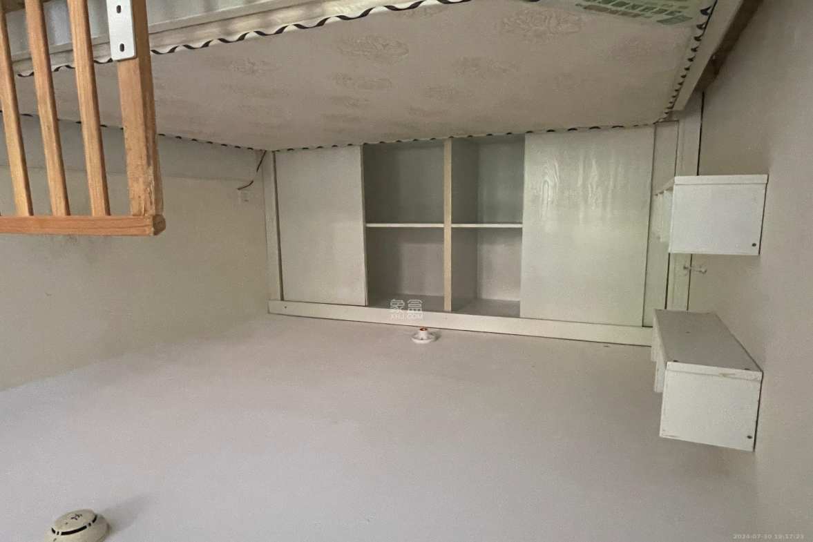 兰亭湾畔  1室1厅1卫   1200.00元/月室内图