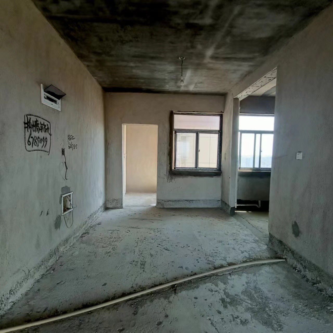 东山领秀  3室2厅2卫    88.0万