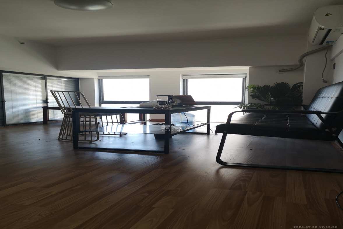 华润置地广场二期  1室0厅0卫    4500.0元/月室内图