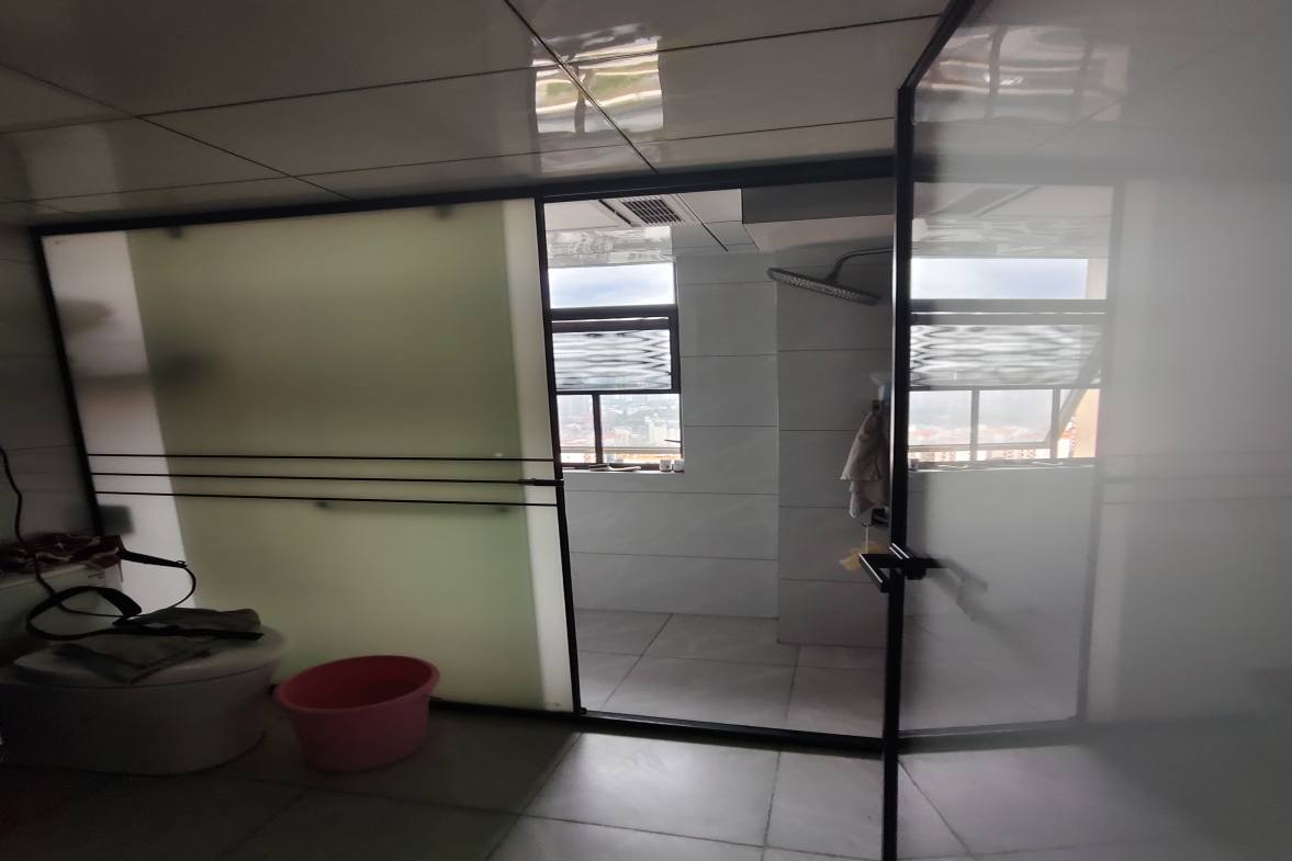 山水新城  2室2厅1卫   1800.00元/月室内图