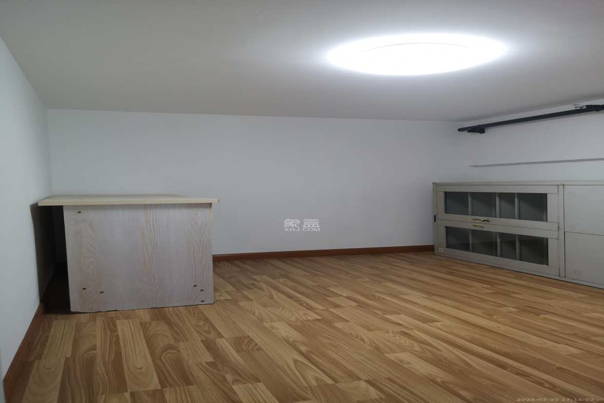 华润置地广场二期  1室0厅0卫    4500.0元/月室内图