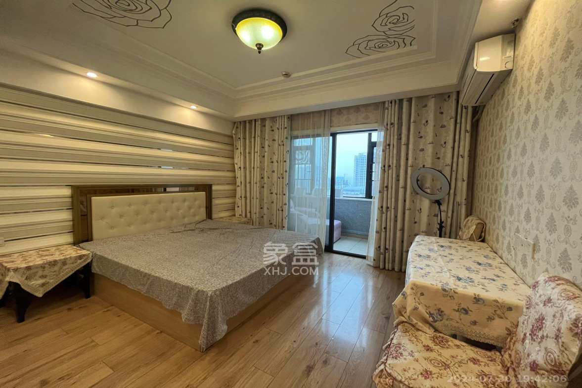 喜盈门范城  2室1厅1卫    3000.0元/月室内图