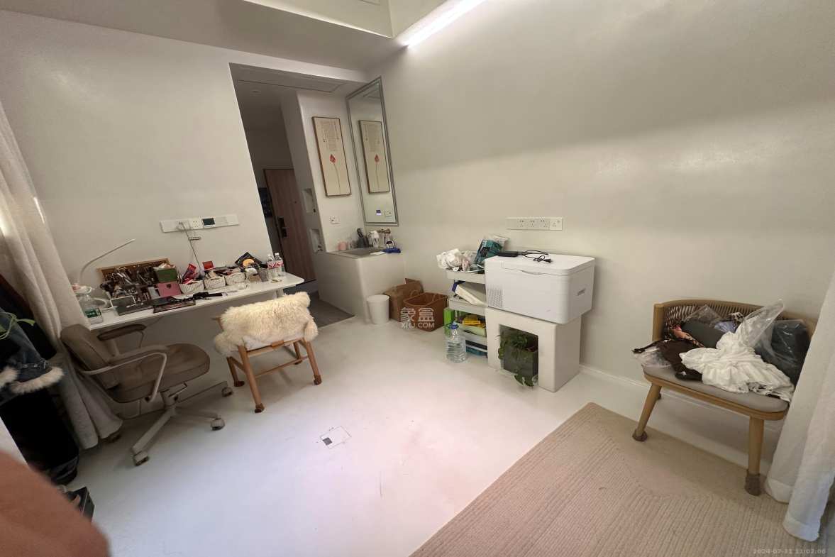汇景发展环球中心  1室0厅0卫   2500.00元/月室内图