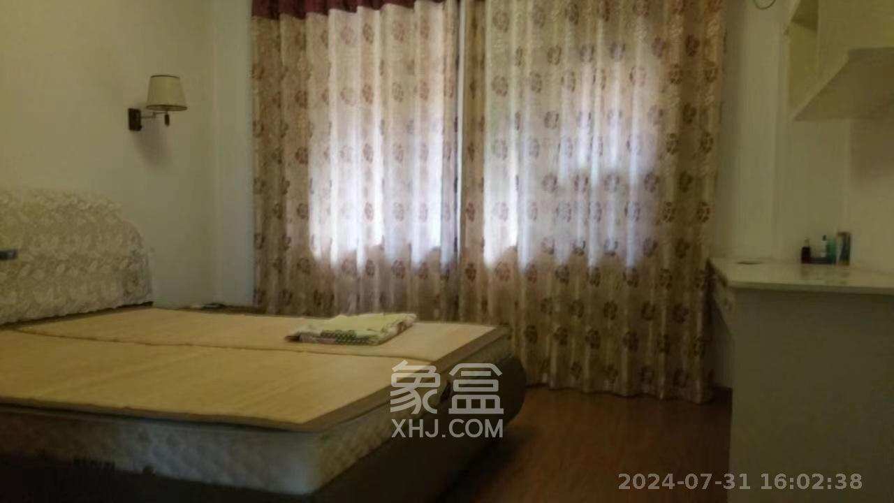 绿城桂花城  1室2厅2卫    2300.0元/月 绿城桂花城  1室2厅2卫    2300.0元/月室内图1