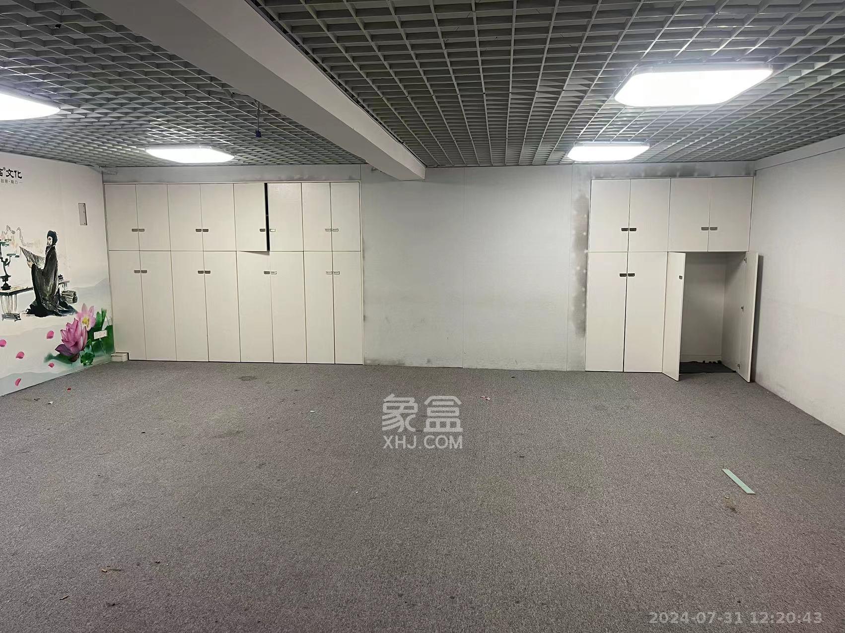 德思勤城市广场（宝格丽公寓）   177.0㎡      7000.0元/月室内图