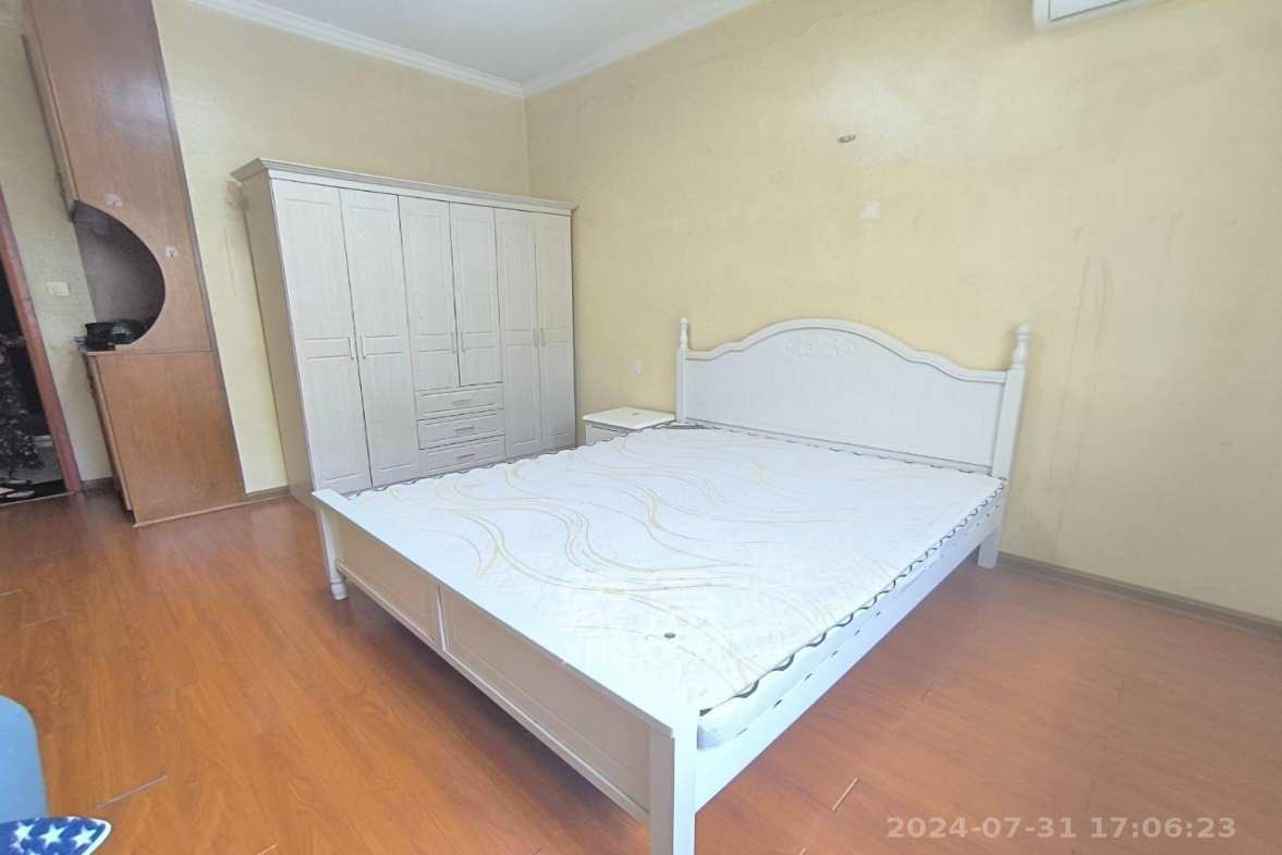 五星龙廻塘小区 2室2厅1卫 1700.0元/月 五星龙廻塘小区 2室2厅1卫 1700.0元/月室内图