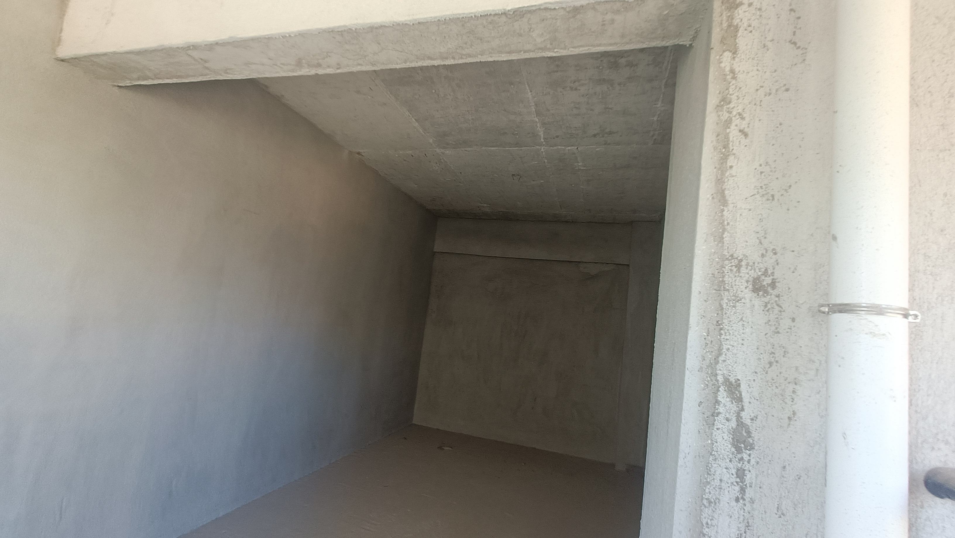 金信园林嘉园  4室2厅2卫    80.8万