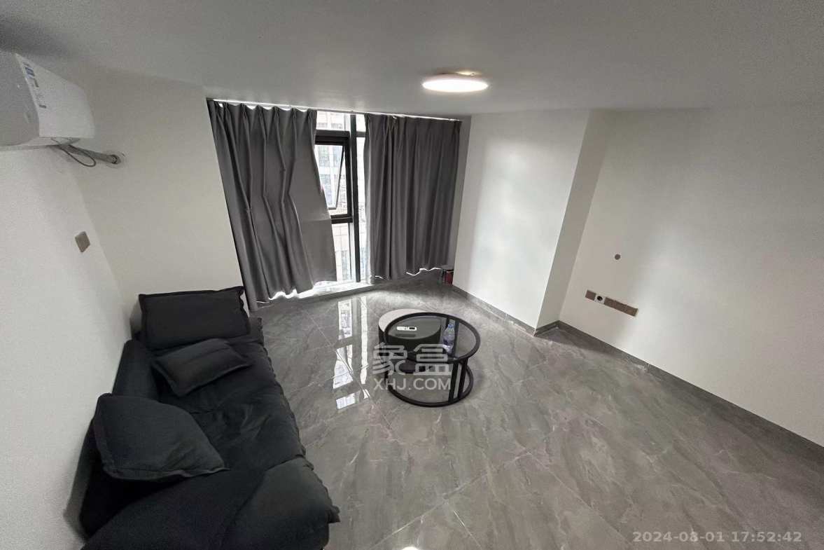 碧桂园印象  2室2厅1卫    2300.0元/月室内图