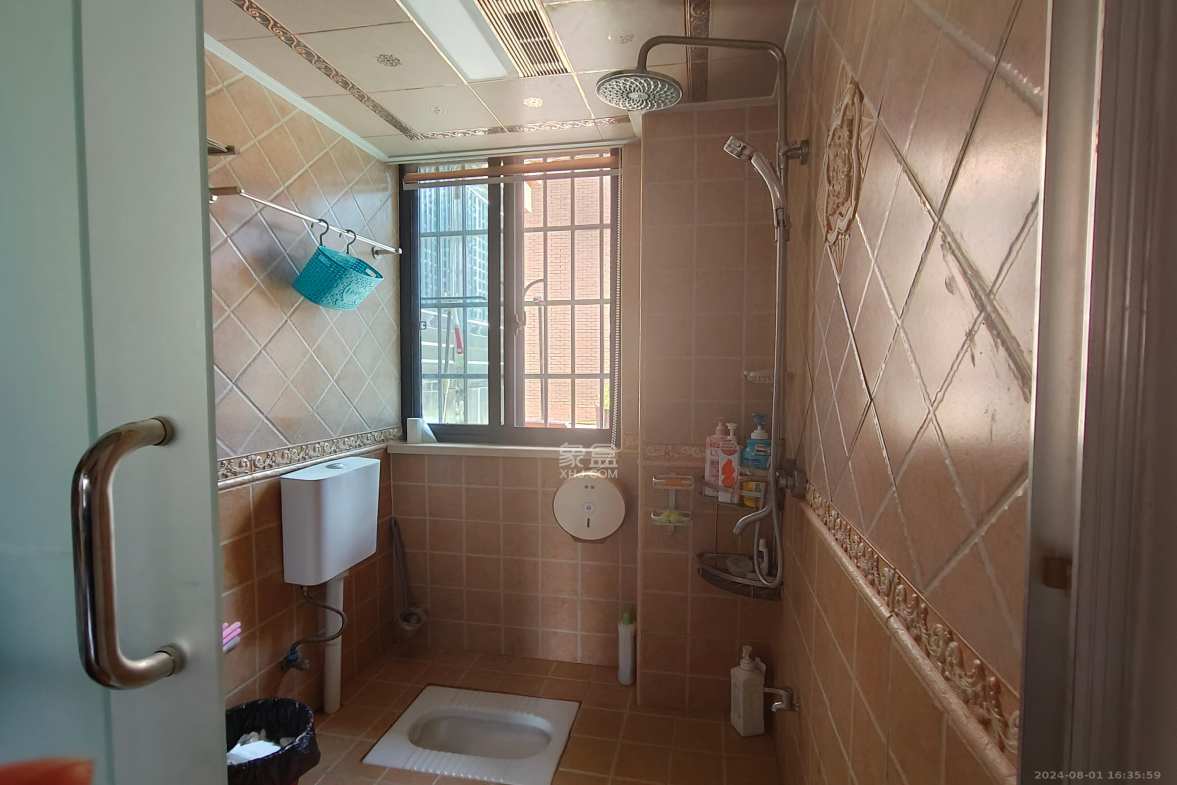 佳美紫郡  3室2厅2卫   2000.00元/月室内图