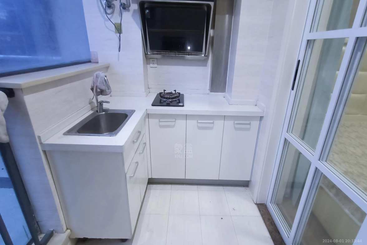 东方时代广场 1室1厅1卫 1100.0元/月 东方时代广场 1室1厅1卫 1100.0元/月室内图