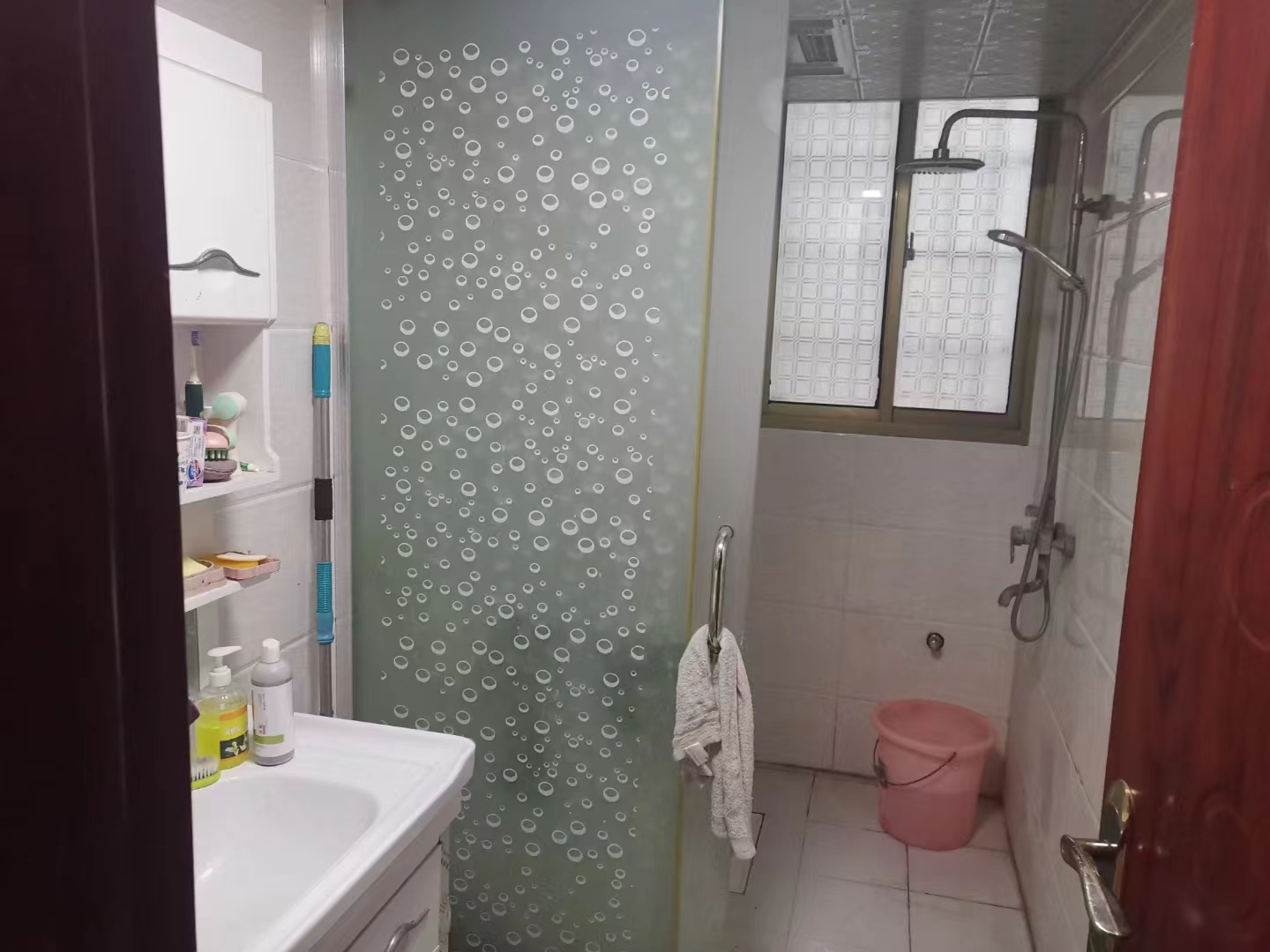 百弘帝景  3室2厅2卫    68.8万