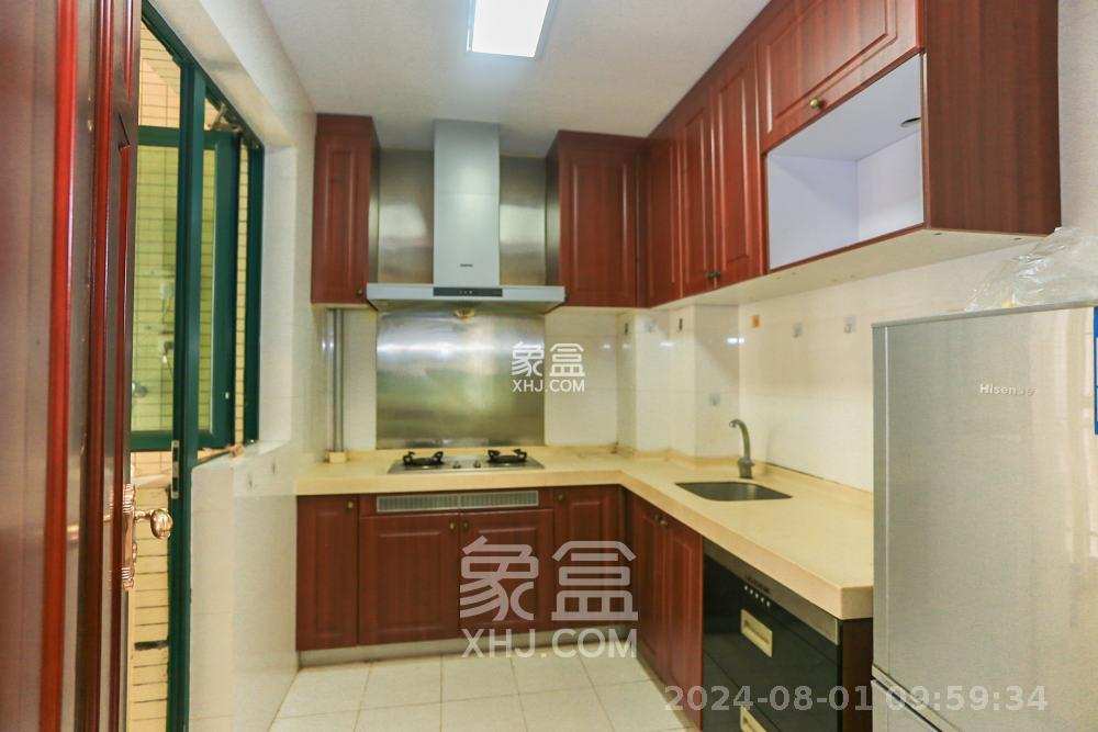 恒大华府  2室2厅1卫    2300.0元/月室内图