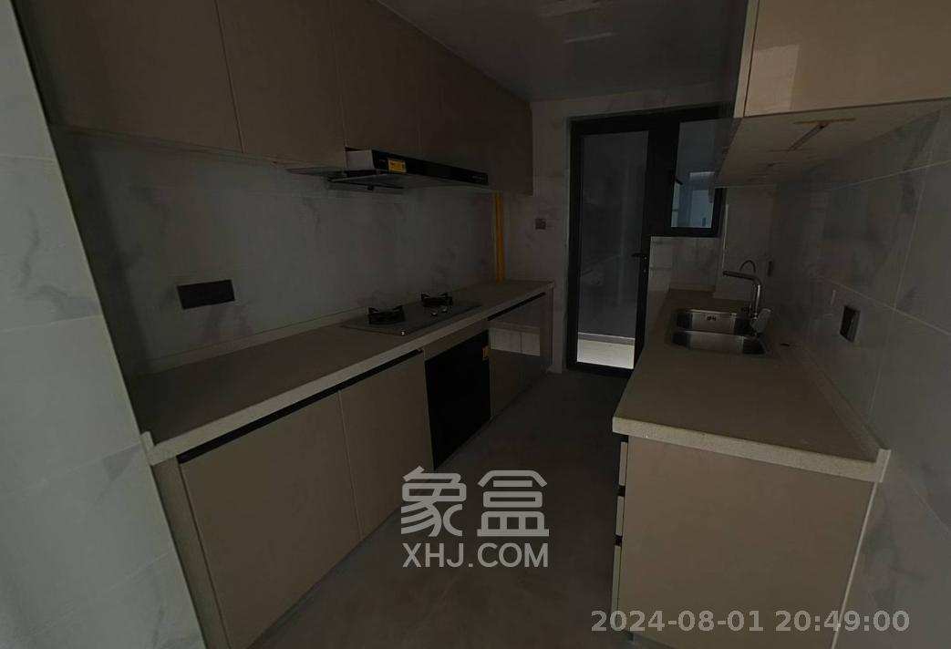 绿地V岛  3室2厅2卫    3000.0元/月室内图