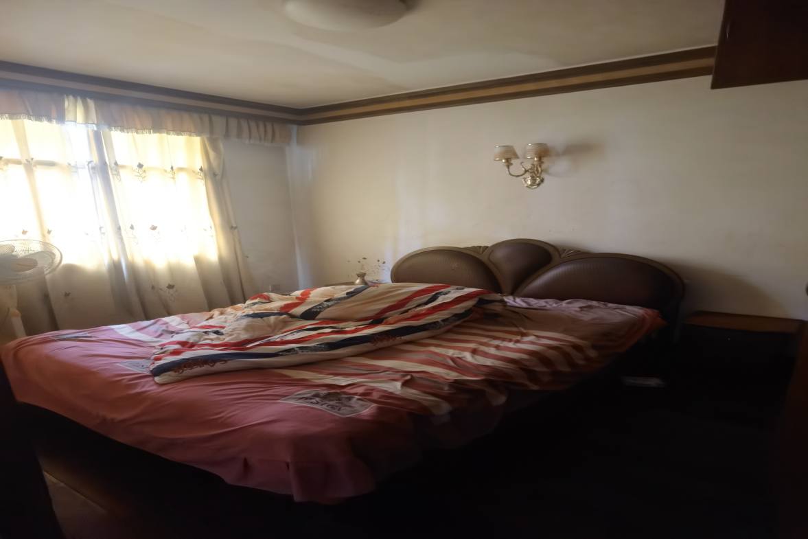 湘中园  3室2厅2卫    1200.0元/月室内图