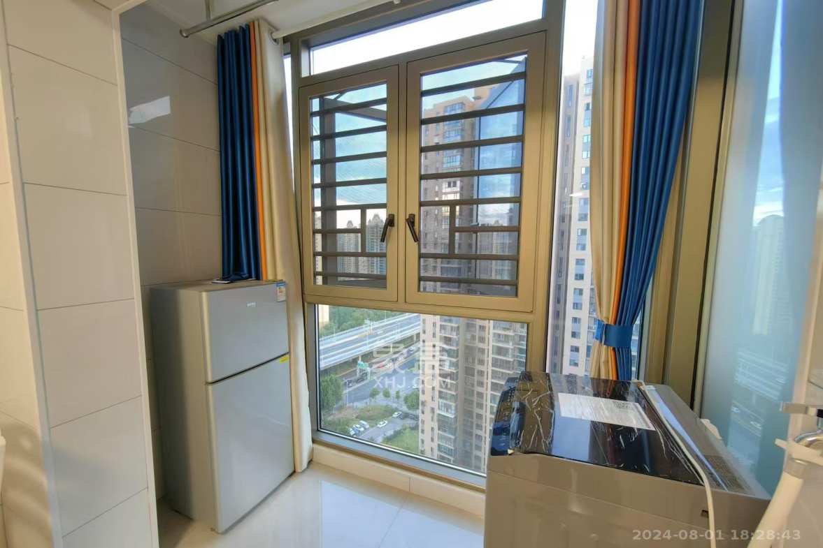 朝正美苑  1室1厅1卫    1700.0元/月 朝正美苑  1室1厅1卫    1700.0元/月室内图