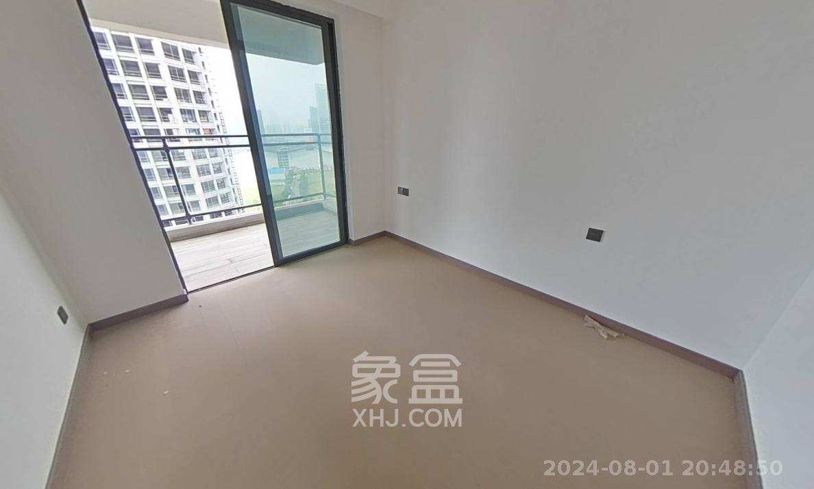 绿地V岛  3室2厅2卫    3000.0元/月室内图